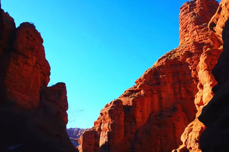 1652323629439695.jpg 平山湖大峽谷.jpg