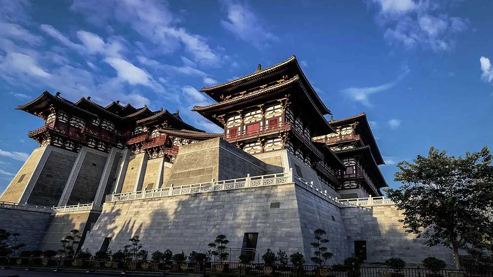 河南：洛陽(yáng)老城區(qū)依托歷史文化資源優(yōu)勢(shì)，打造沉浸式文化和旅游目的地！