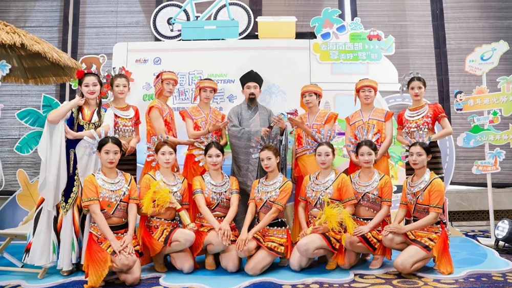 文旅：2024年海南西部旅游聯(lián)盟旅游推介會在新疆舉辦，進(jìn)一步促進(jìn)兩地的文化旅游發(fā)展！